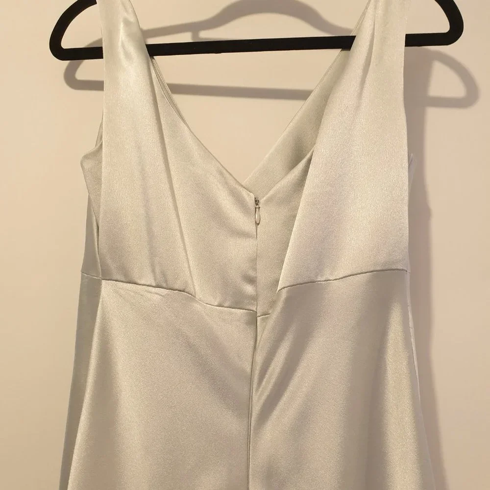 Matthew Eager in shimmery pale green - Size 8 - Picture 9 of 11